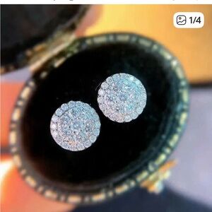 925 Sterling Silver Diamond Round Stud Earrings